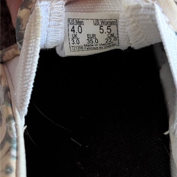 Vans The Shining Slip On Shoes Unisex Size 4/5.5 Grady Twins House of Terror - Picture 6 of 7